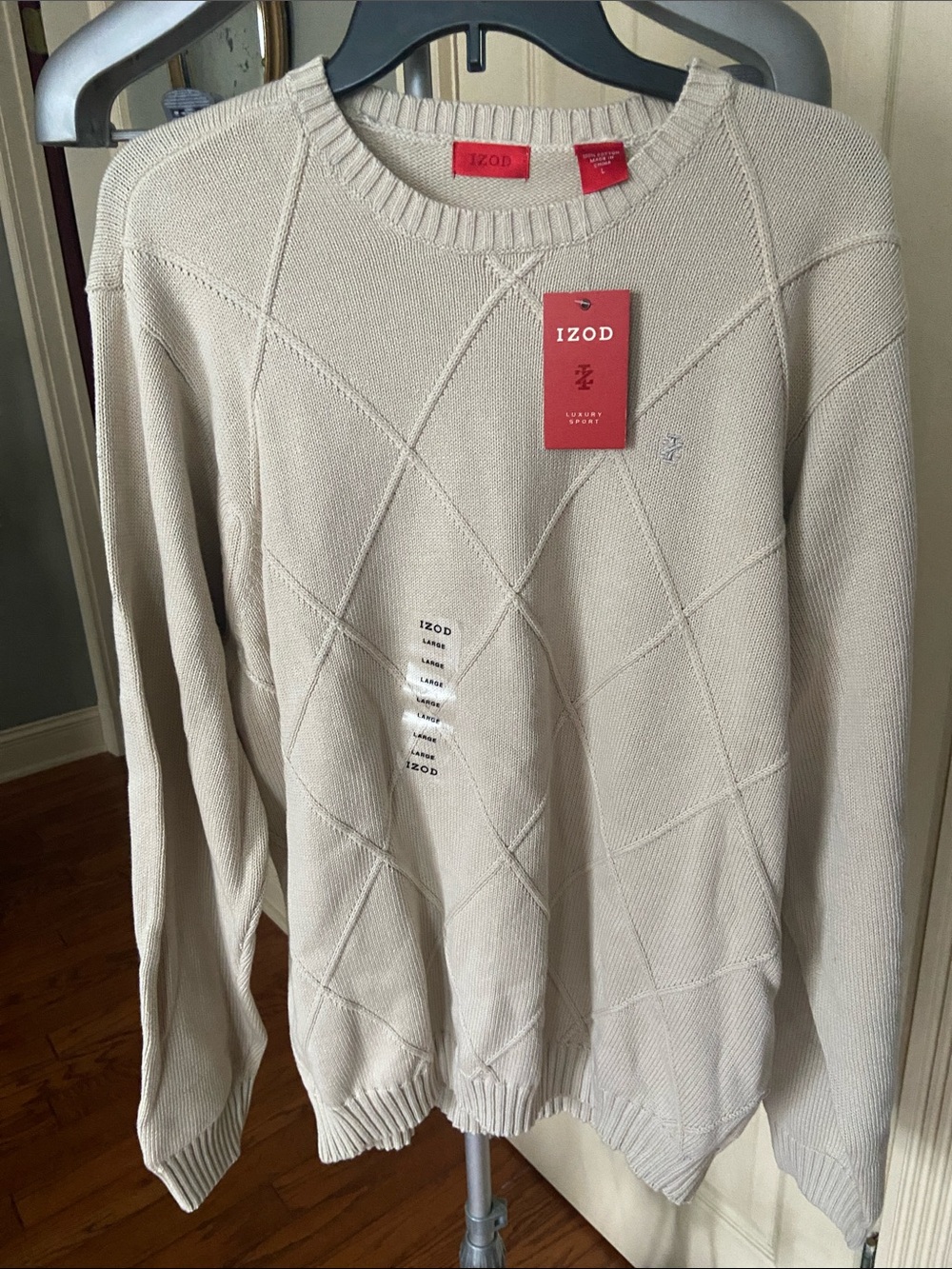 Izod Cream Diamond-Pattern Crewneck Men’s Sweater Size Large